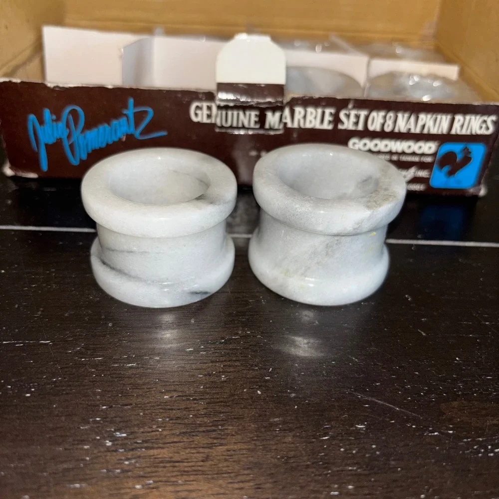 Vintage‎ | Julie Pomerantz | Genuine Marble | Napkin Rings | Set of 8 | New York